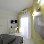 X 게스트하우스 3*